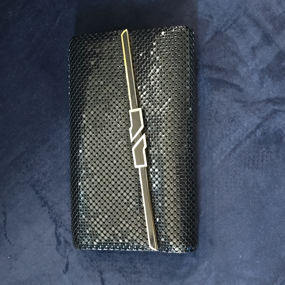 Vintage 1980s Black/Gold Metal Mesh Clutch with Metal Snake Chain Strap
